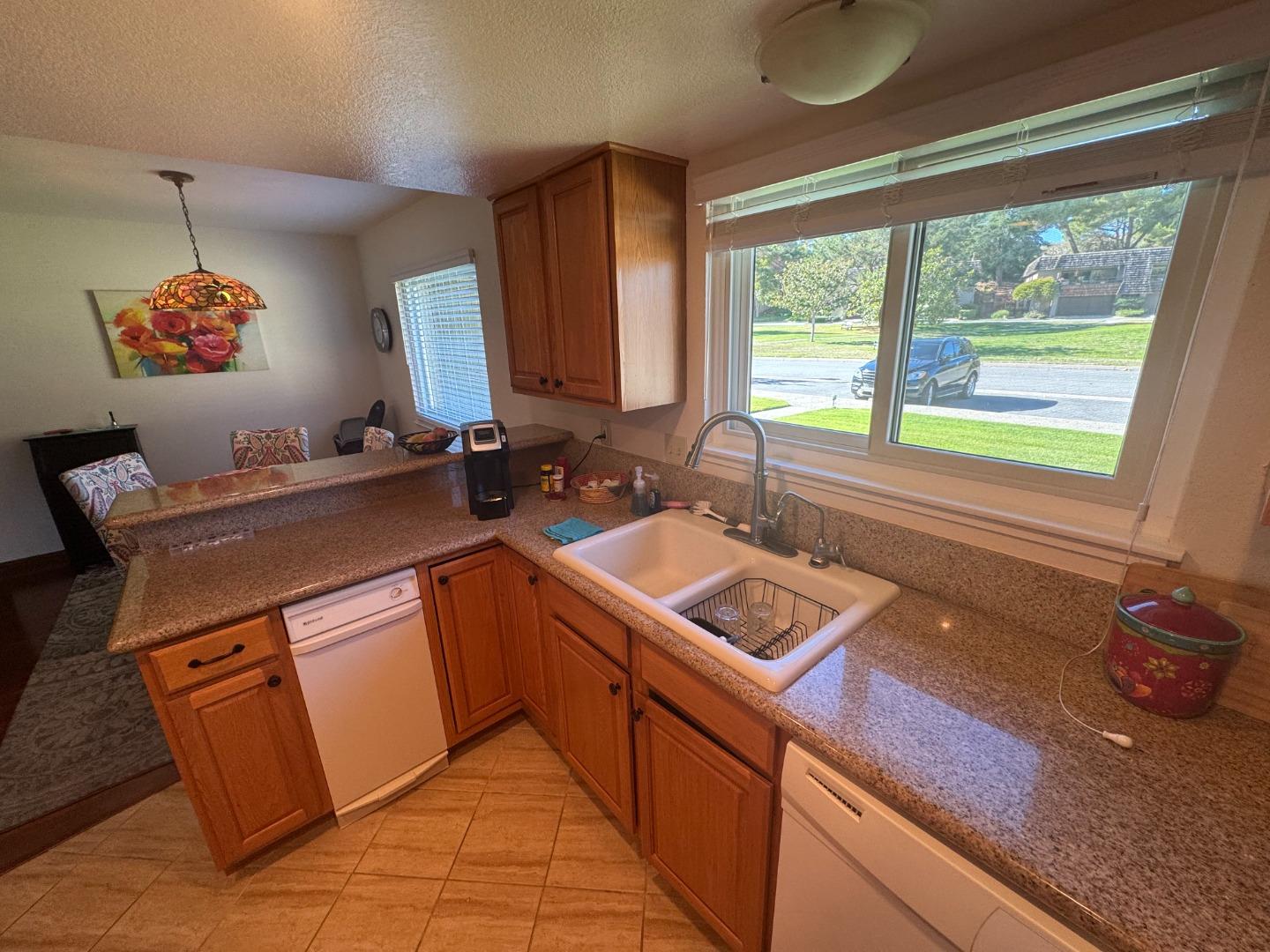 Detail Gallery Image 11 of 42 For 23799 Slns-Mty Hwy #27,  Salinas,  CA 93908 - 2 Beds | 2 Baths