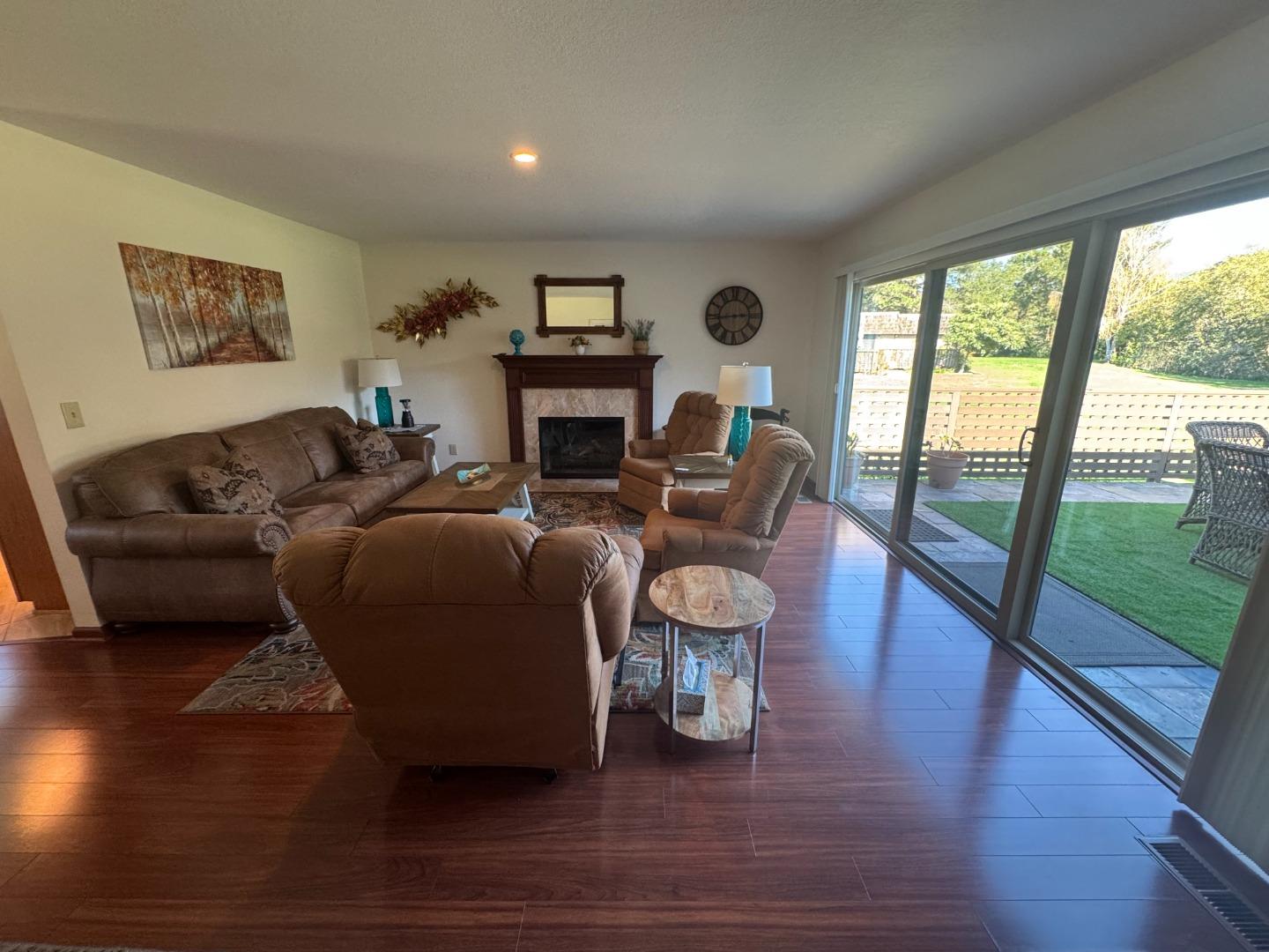 Detail Gallery Image 15 of 42 For 23799 Slns-Mty Hwy #27,  Salinas,  CA 93908 - 2 Beds | 2 Baths