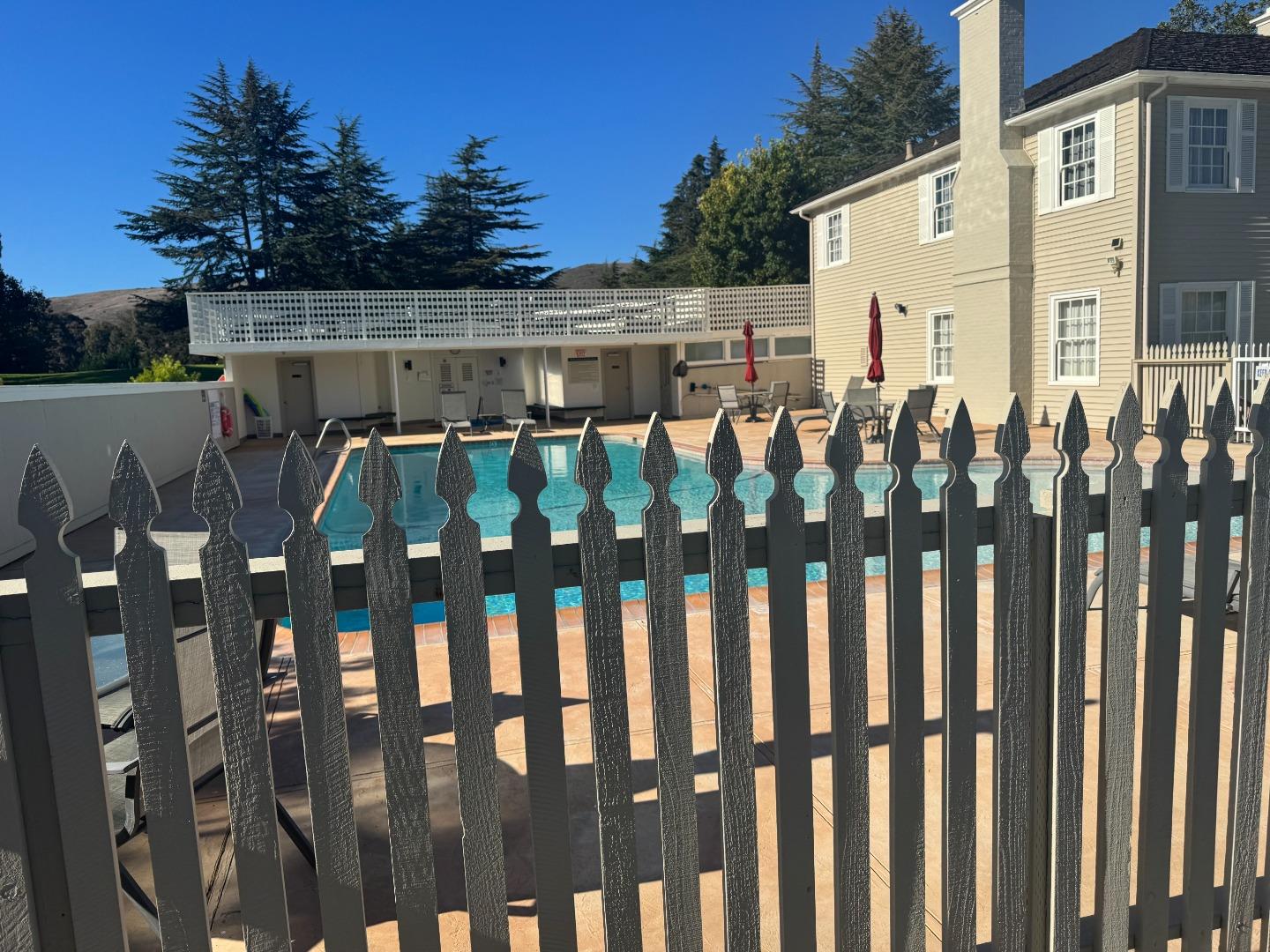 Detail Gallery Image 3 of 42 For 23799 Slns-Mty Hwy #27,  Salinas,  CA 93908 - 2 Beds | 2 Baths