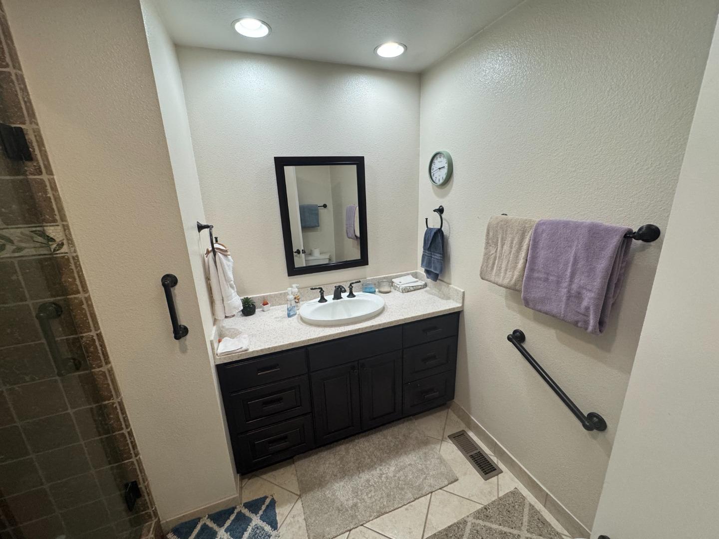 Detail Gallery Image 30 of 42 For 23799 Slns-Mty Hwy #27,  Salinas,  CA 93908 - 2 Beds | 2 Baths