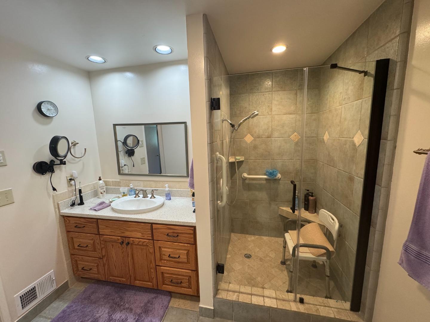 Detail Gallery Image 38 of 42 For 23799 Slns-Mty Hwy #27,  Salinas,  CA 93908 - 2 Beds | 2 Baths