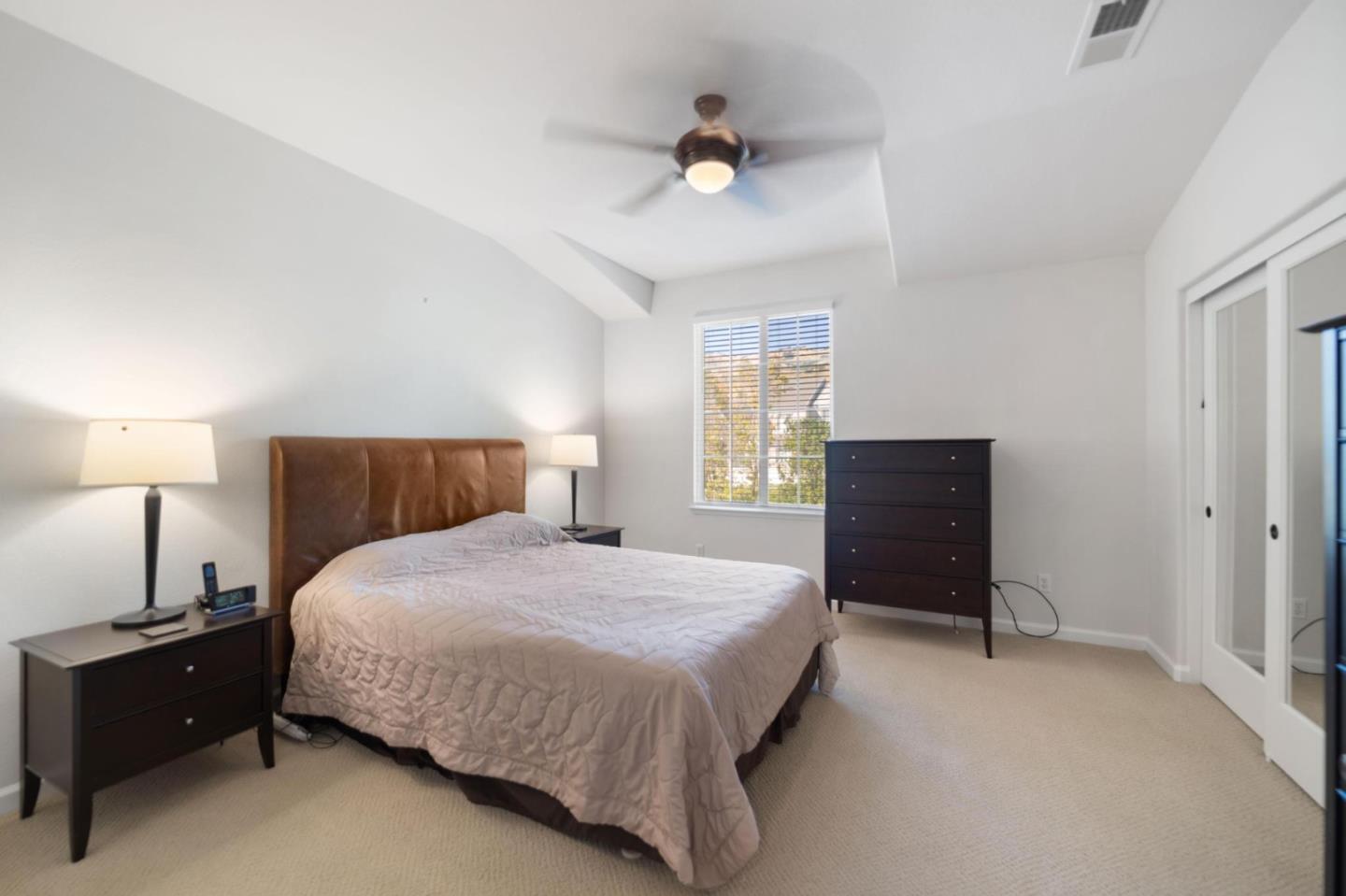 Detail Gallery Image 14 of 37 For 3963 Mosher Dr, San Jose,  CA 95135 - 3 Beds | 2/1 Baths