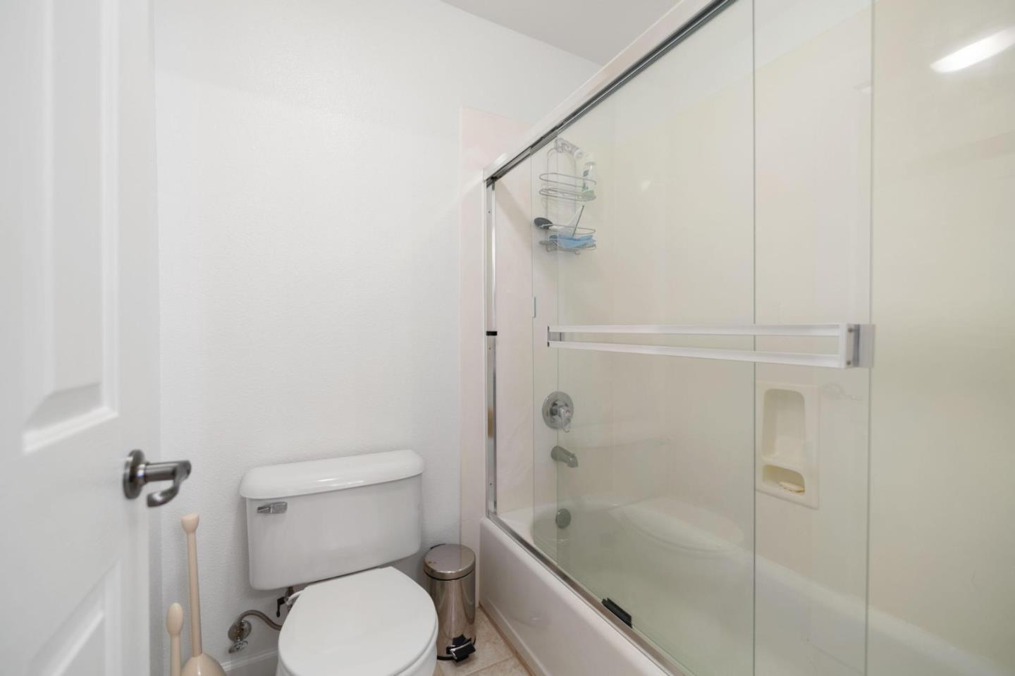 Detail Gallery Image 22 of 37 For 3963 Mosher Dr, San Jose,  CA 95135 - 3 Beds | 2/1 Baths