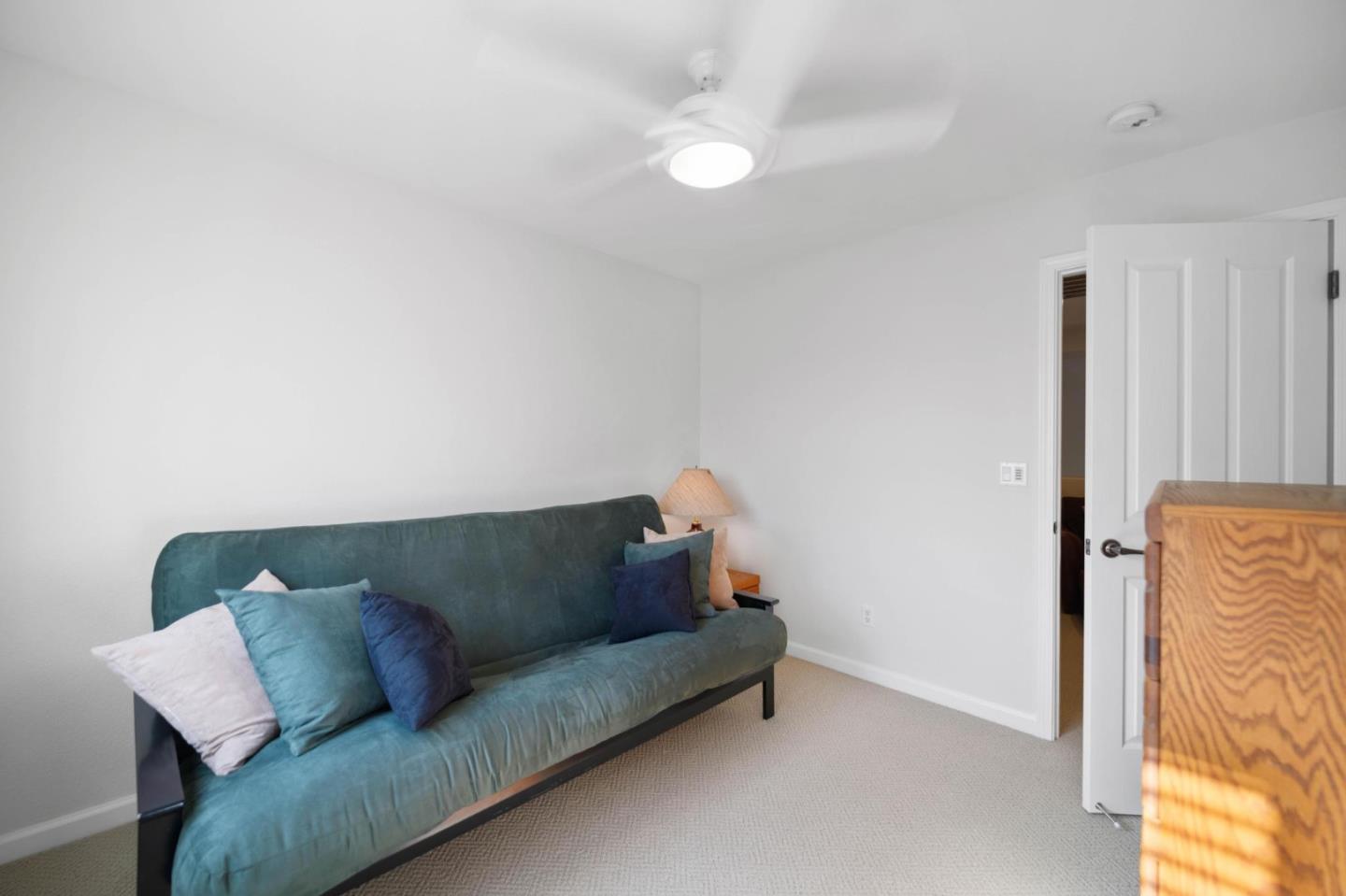 Detail Gallery Image 24 of 37 For 3963 Mosher Dr, San Jose,  CA 95135 - 3 Beds | 2/1 Baths