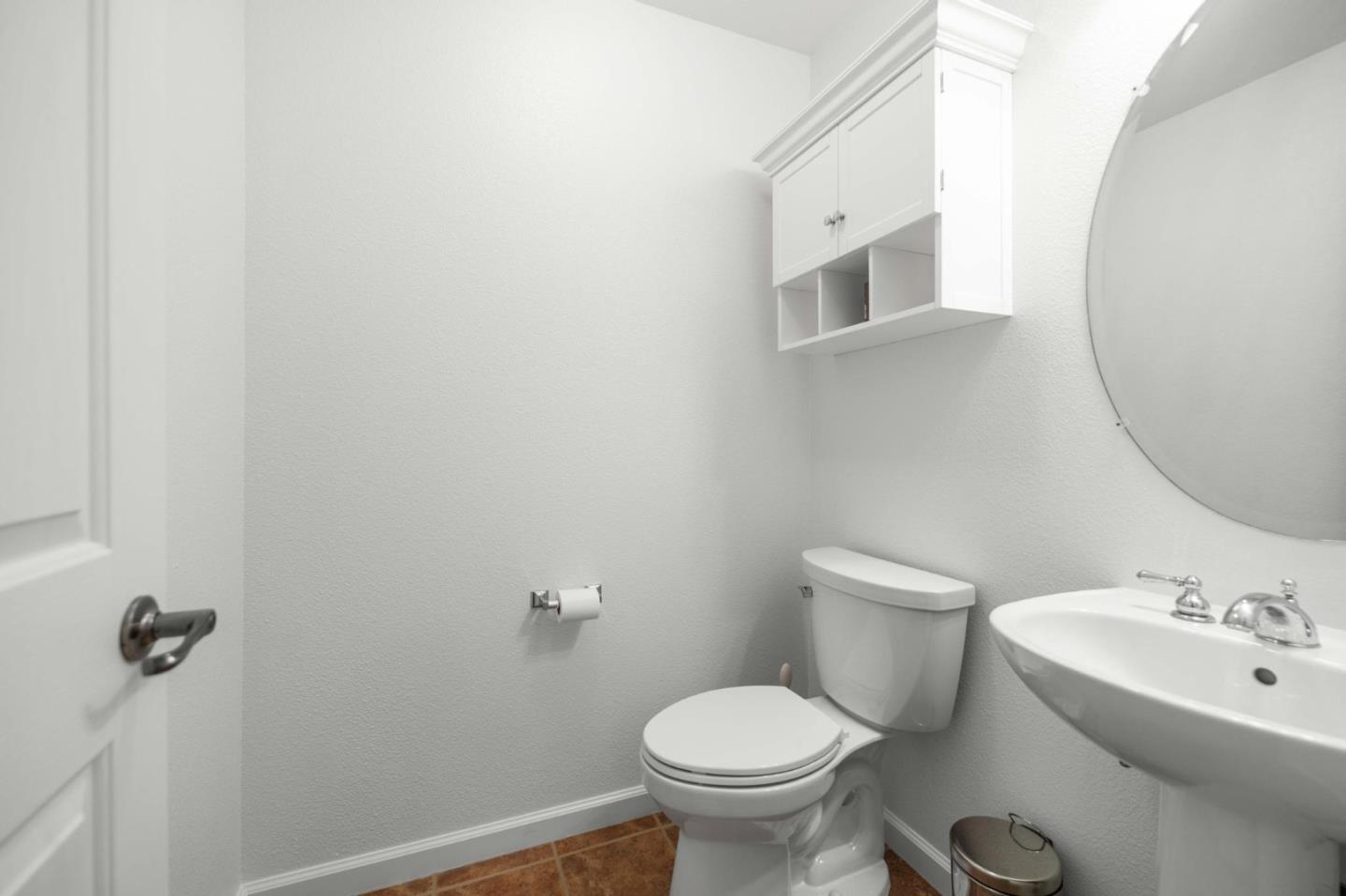 Detail Gallery Image 5 of 37 For 3963 Mosher Dr, San Jose,  CA 95135 - 3 Beds | 2/1 Baths