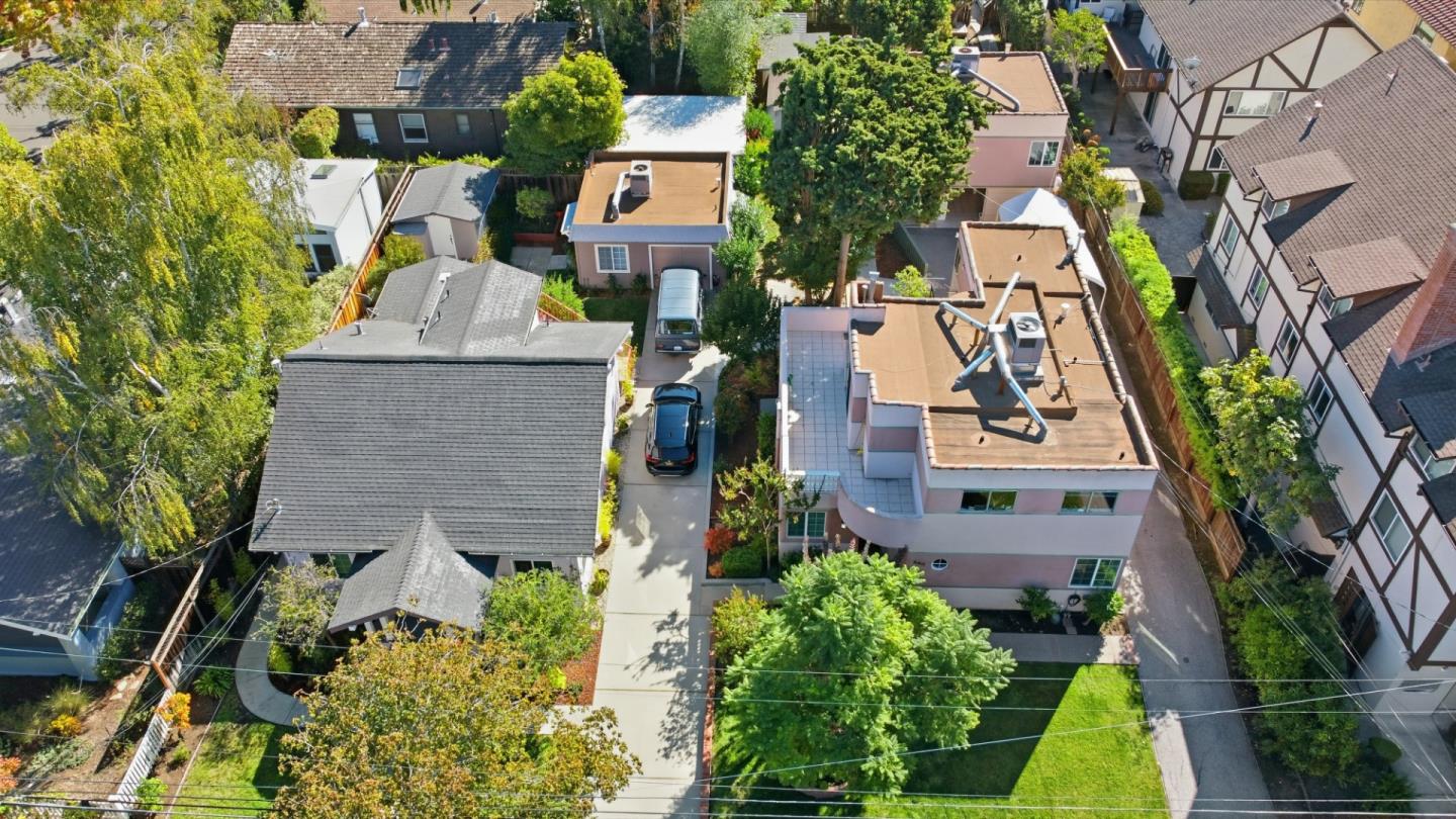 Detail Gallery Image 19 of 33 For 560 Everett Ave, Palo Alto,  CA 94301 - – Beds | – Baths