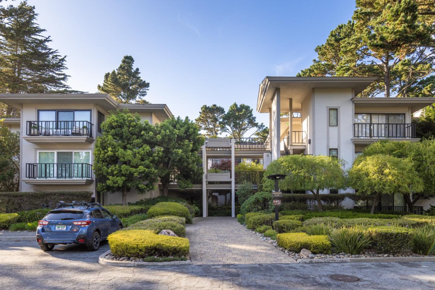 Detail Gallery Image 5 of 30 For 22 Ocean Pines Ln #22,  Pebble Beach,  CA 93953 - 2 Beds | 2 Baths