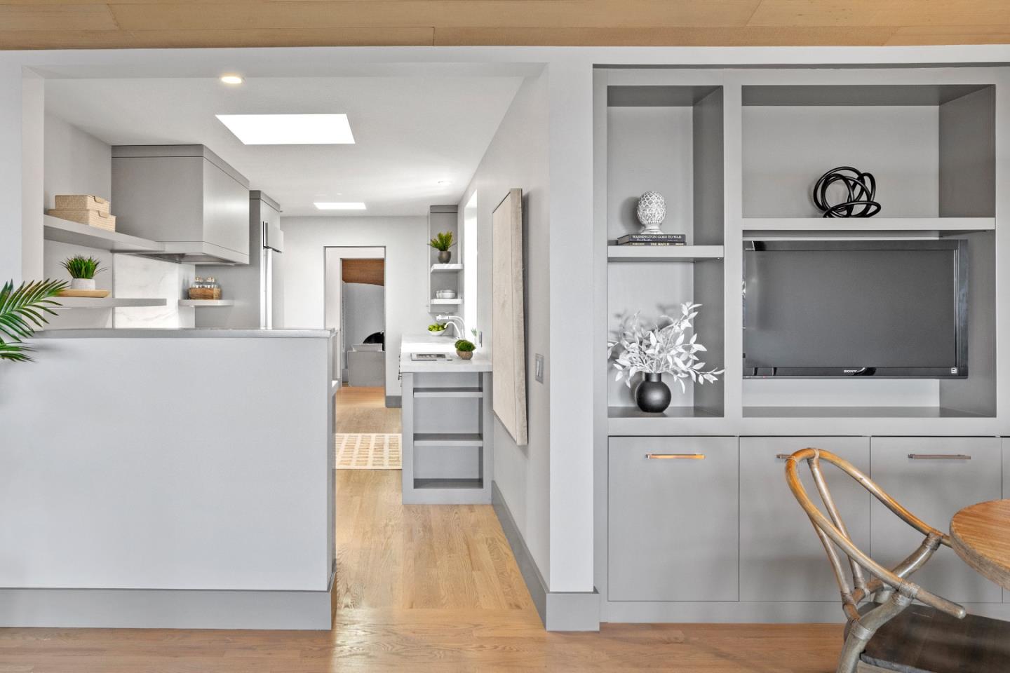 Detail Gallery Image 15 of 82 For 3493 Greenfield Pl, Carmel,  CA 93923 - 3 Beds | 3 Baths