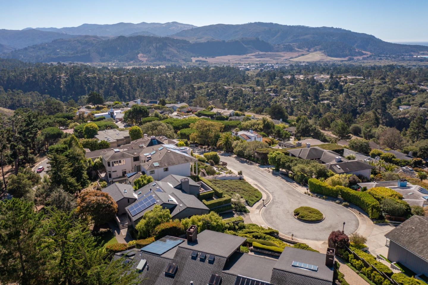 Detail Gallery Image 52 of 82 For 3493 Greenfield Pl, Carmel,  CA 93923 - 3 Beds | 3 Baths