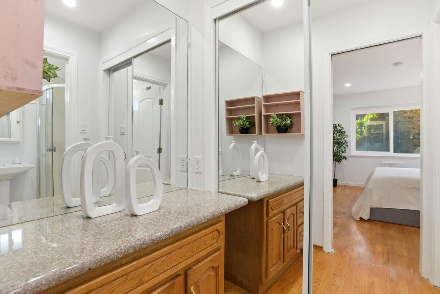 Detail Gallery Image 17 of 34 For 953 Higate Dr, Daly City,  CA 94015 - 6 Beds | 4 Baths