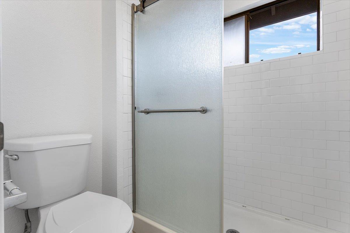 Detail Gallery Image 14 of 27 For 703 Gettysburg Way, Gilroy,  CA 95020 - 3 Beds | 2/1 Baths