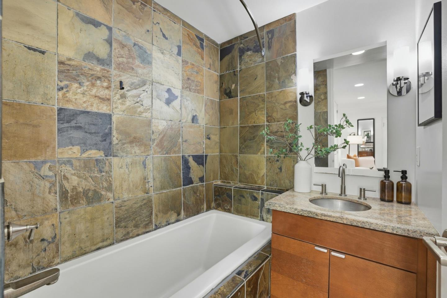 Photo #26: ML82026233 Listing: Photo #26