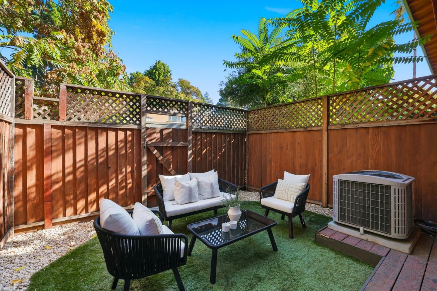 Photo #27: ML82026233 Listing: Photo #27