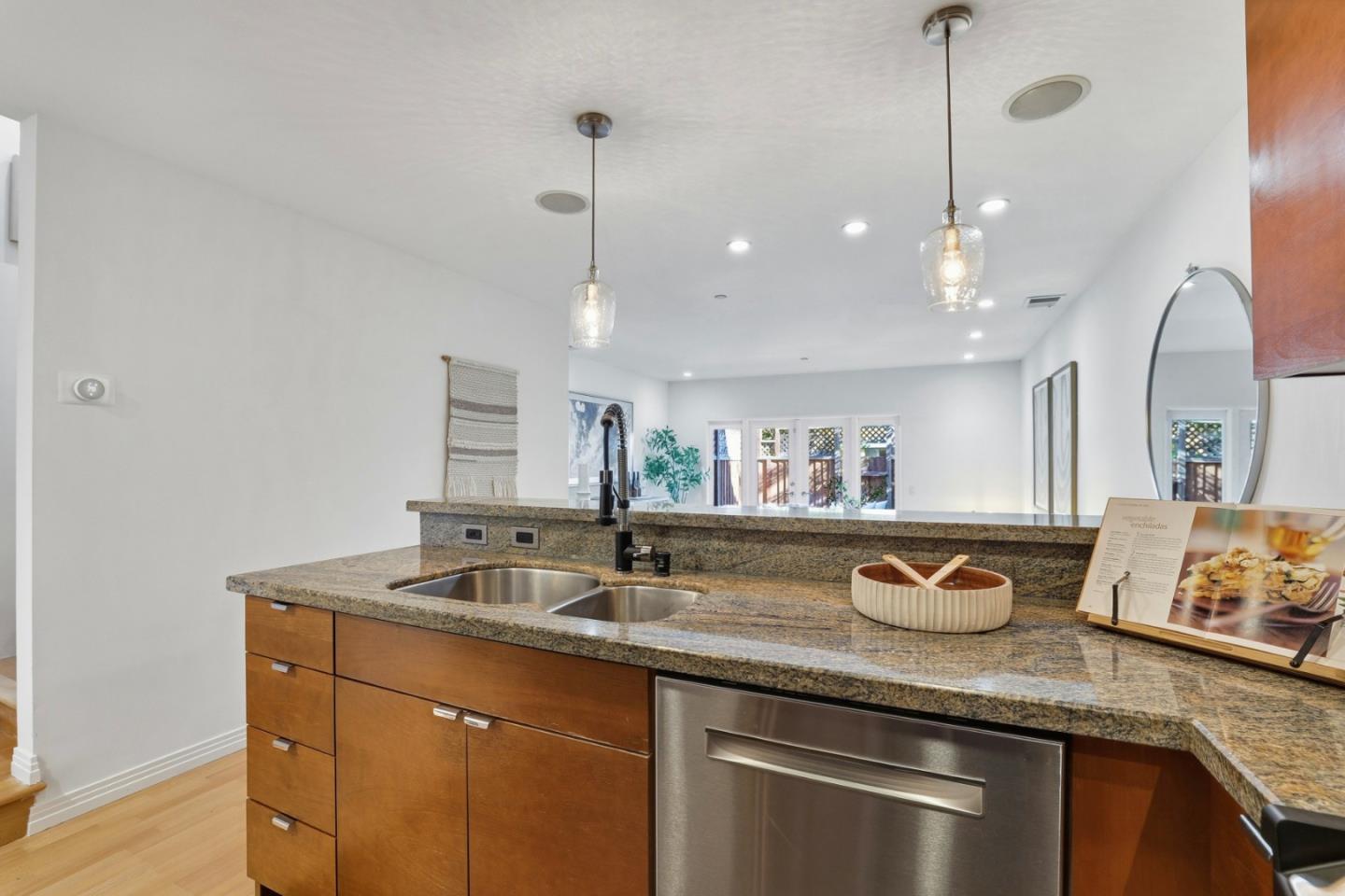 Photo #9: ML82026233 Listing: Photo #9