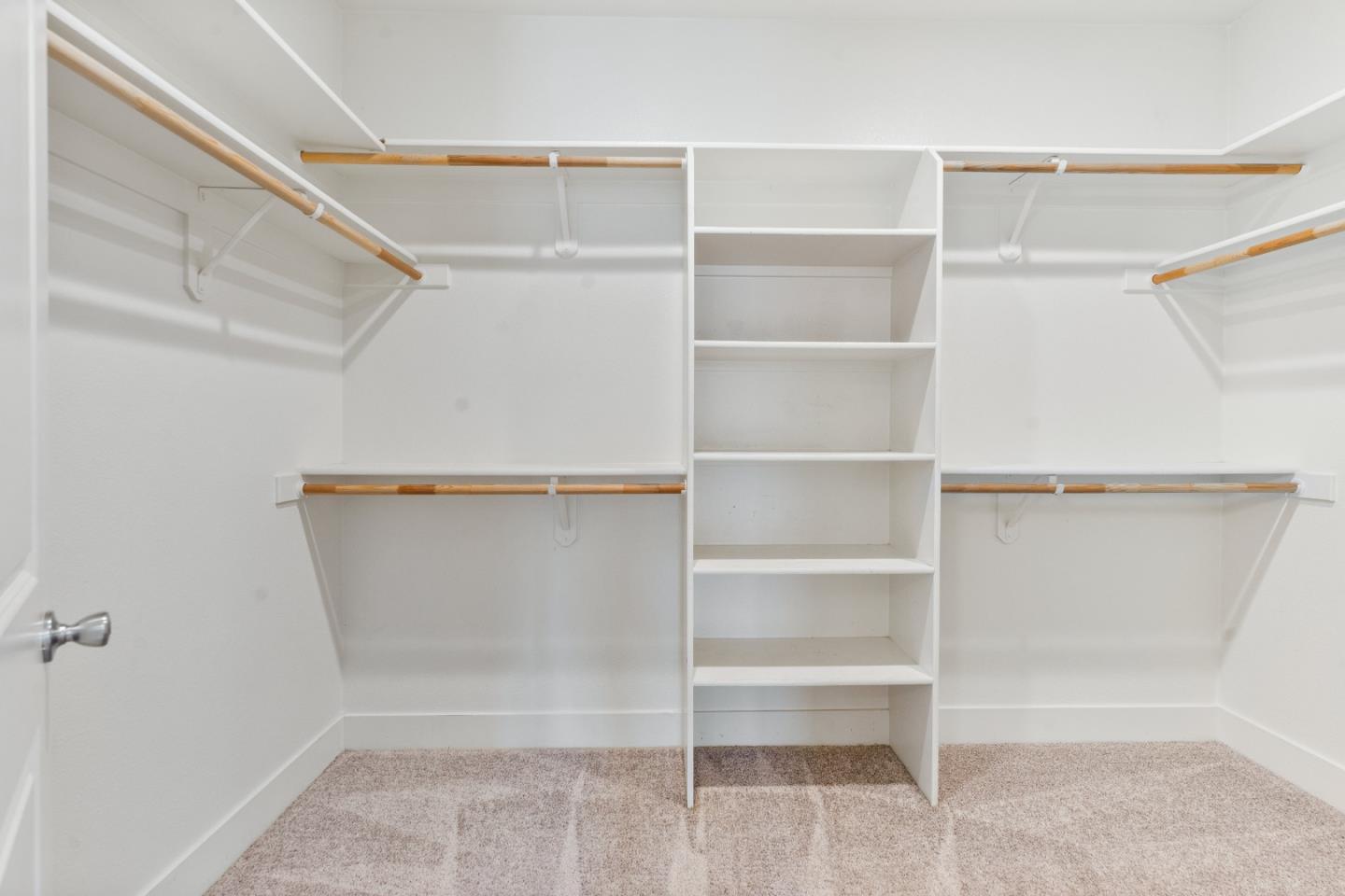 Detail Gallery Image 27 of 47 For 1481 Azalea Ct, Hollister,  CA 95023 - 3 Beds | 2/1 Baths