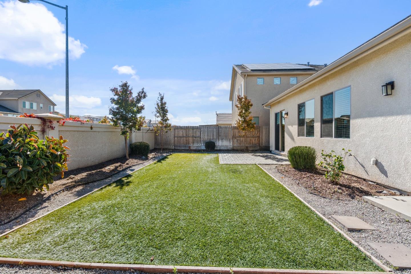 Detail Gallery Image 35 of 47 For 1481 Azalea Ct, Hollister,  CA 95023 - 3 Beds | 2/1 Baths