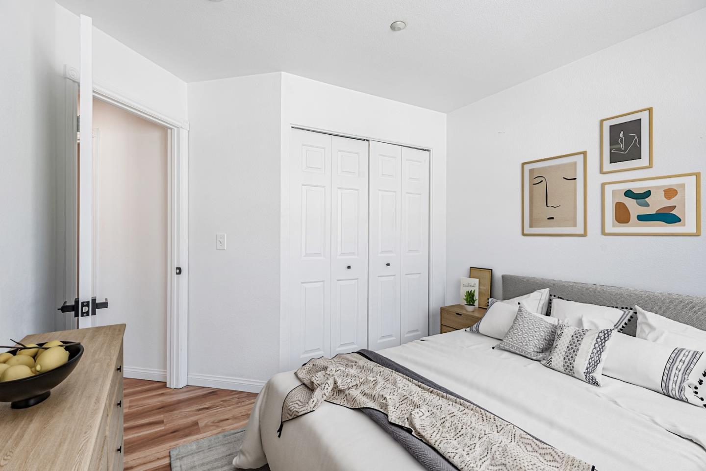 Detail Gallery Image 19 of 44 For 4 Brigantine Ln, Redwood City,  CA 94065 - 3 Beds | 2/1 Baths