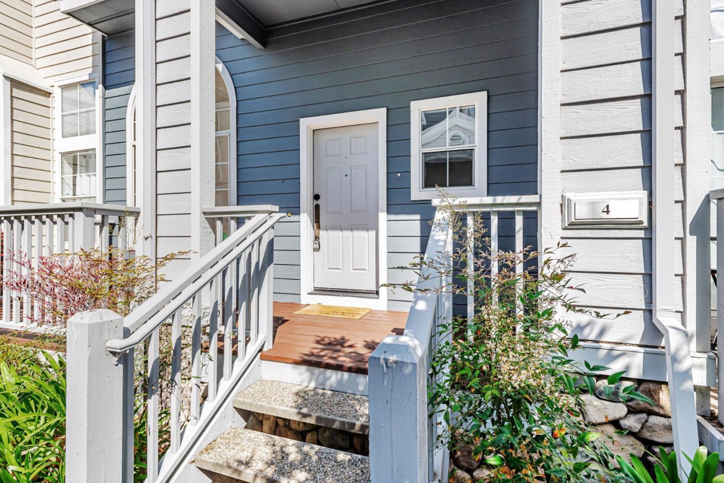 Detail Gallery Image 35 of 44 For 4 Brigantine Ln, Redwood City,  CA 94065 - 3 Beds | 2/1 Baths