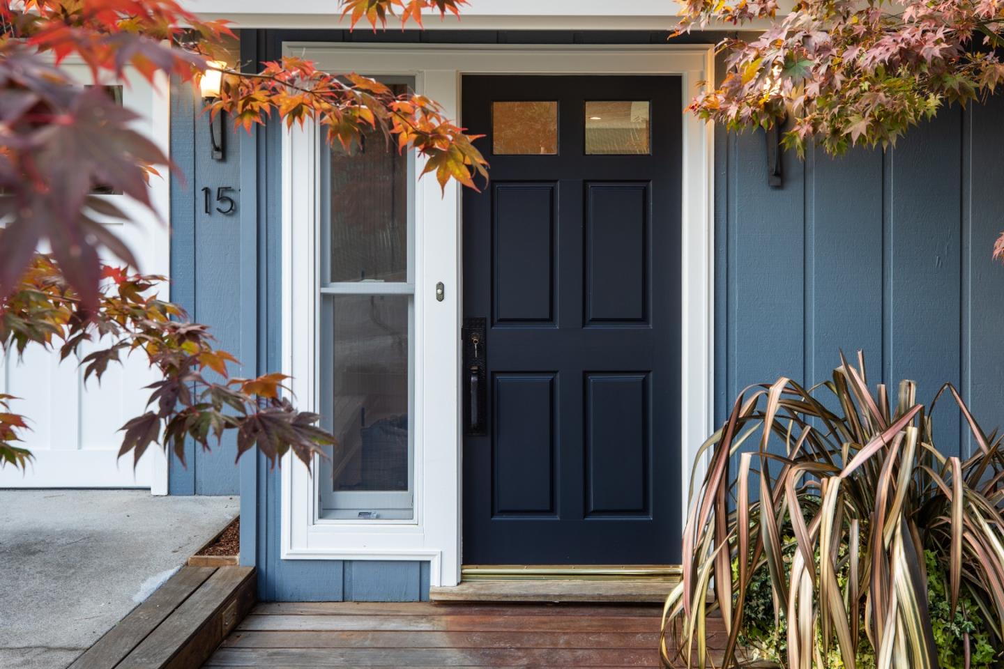 Detail Gallery Image 3 of 52 For 151 Highland Ave, San Carlos,  CA 94070 - 4 Beds | 3/1 Baths