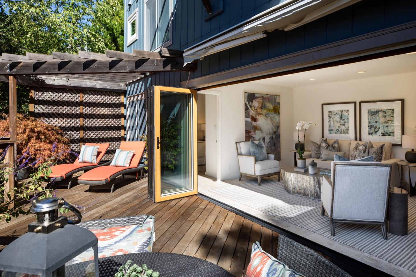 Detail Gallery Image 30 of 52 For 151 Highland Ave, San Carlos,  CA 94070 - 4 Beds | 3/1 Baths