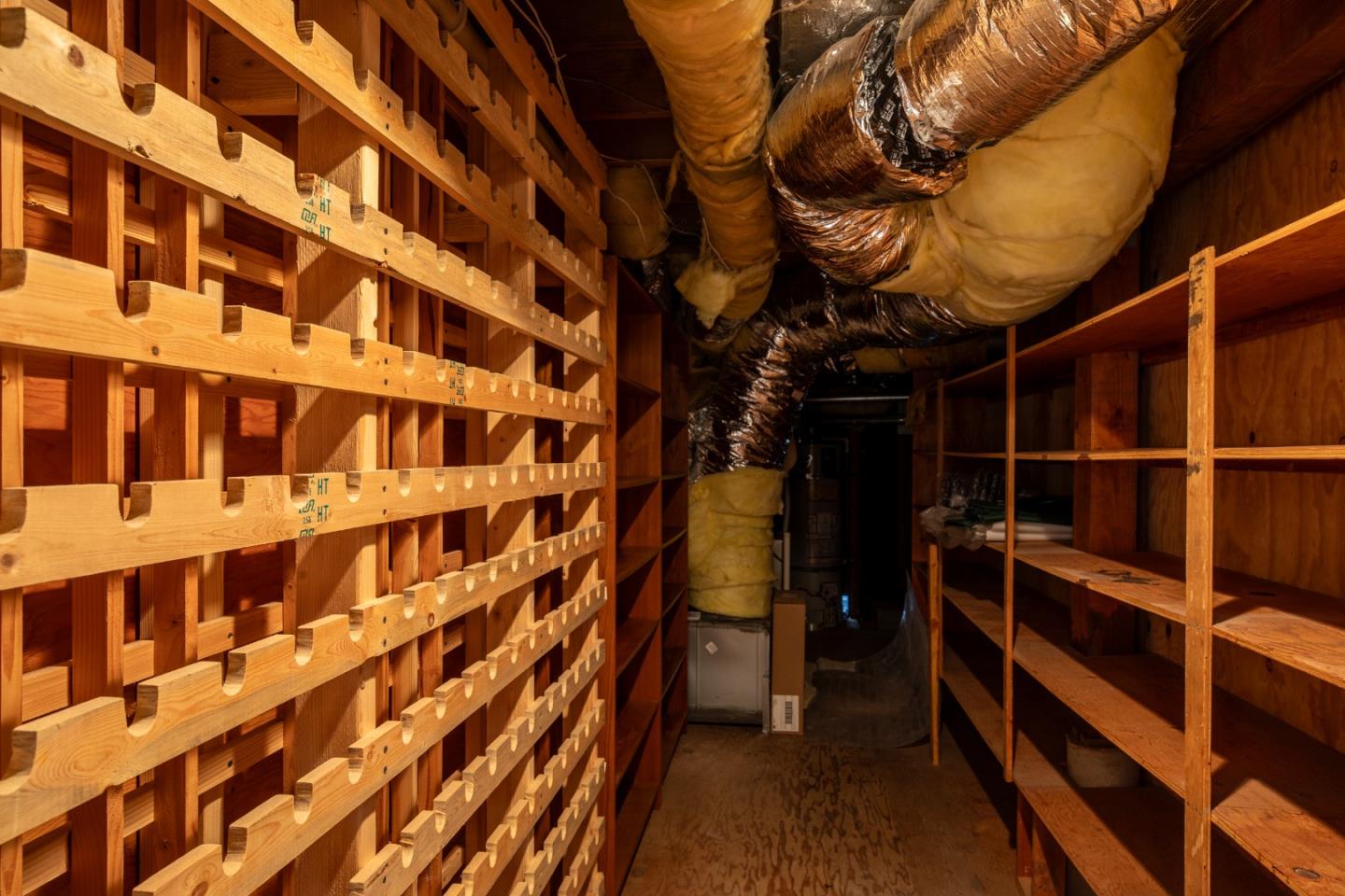 Detail Gallery Image 35 of 52 For 151 Highland Ave, San Carlos,  CA 94070 - 4 Beds | 3/1 Baths