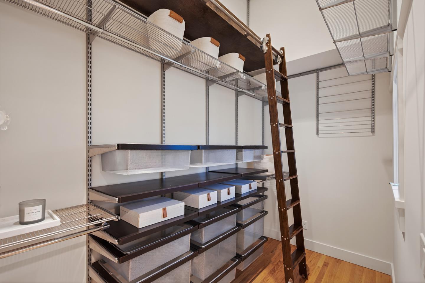 Detail Gallery Image 16 of 46 For 614 Palm Ave, Los Altos,  CA 94022 - 4 Beds | 2 Baths