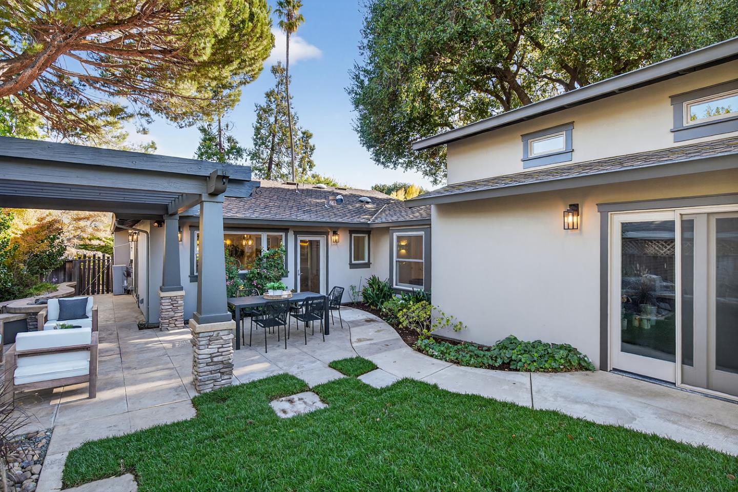 Detail Gallery Image 26 of 46 For 614 Palm Ave, Los Altos,  CA 94022 - 4 Beds | 2 Baths