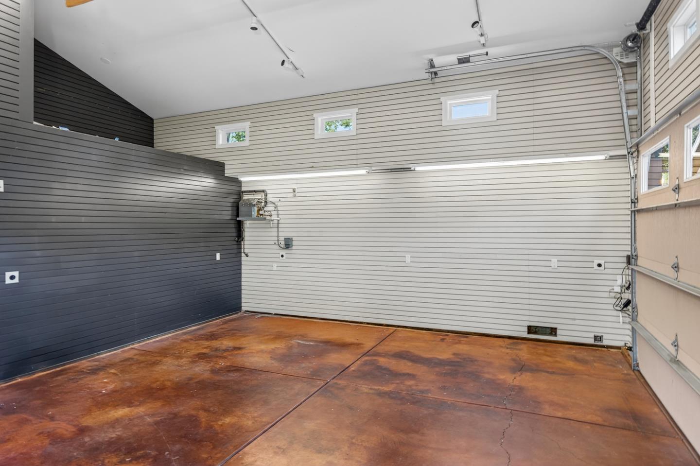 Detail Gallery Image 32 of 46 For 614 Palm Ave, Los Altos,  CA 94022 - 4 Beds | 2 Baths