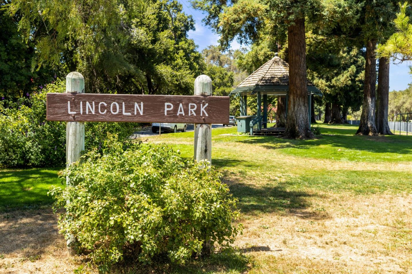 Detail Gallery Image 46 of 46 For 614 Palm Ave, Los Altos,  CA 94022 - 4 Beds | 2 Baths