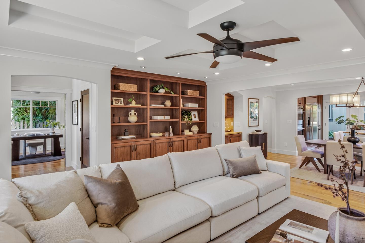 Detail Gallery Image 7 of 46 For 614 Palm Ave, Los Altos,  CA 94022 - 4 Beds | 2 Baths