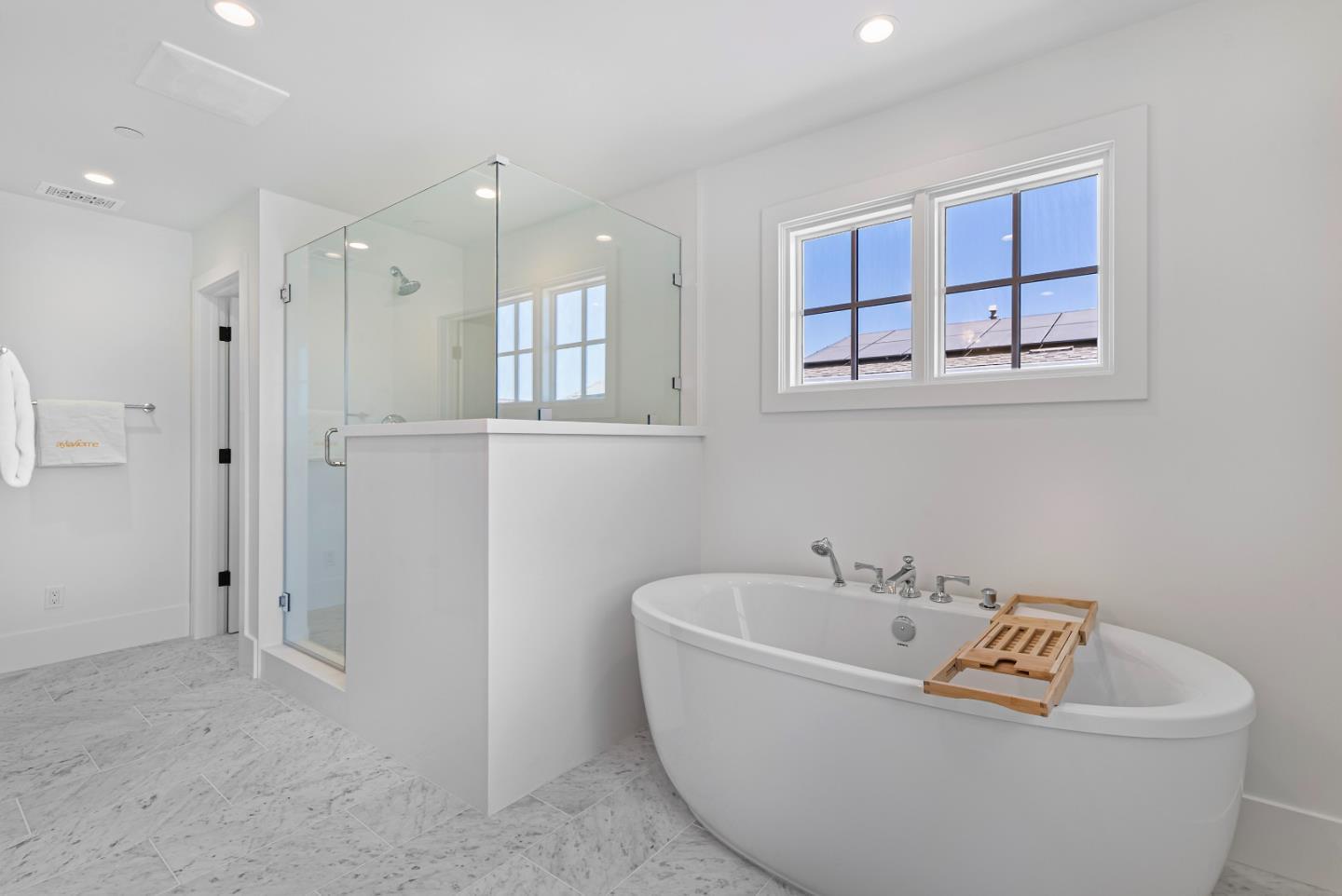 Detail Gallery Image 19 of 68 For 3231 Lanelle Pl, San Jose,  CA 95124 - 4 Beds | 4/1 Baths