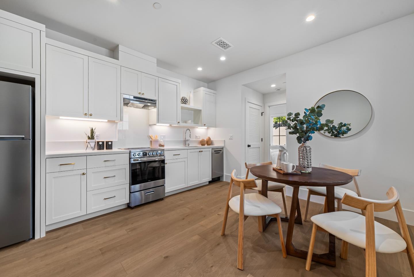 Detail Gallery Image 43 of 68 For 3231 Lanelle Pl, San Jose,  CA 95124 - 4 Beds | 4/1 Baths