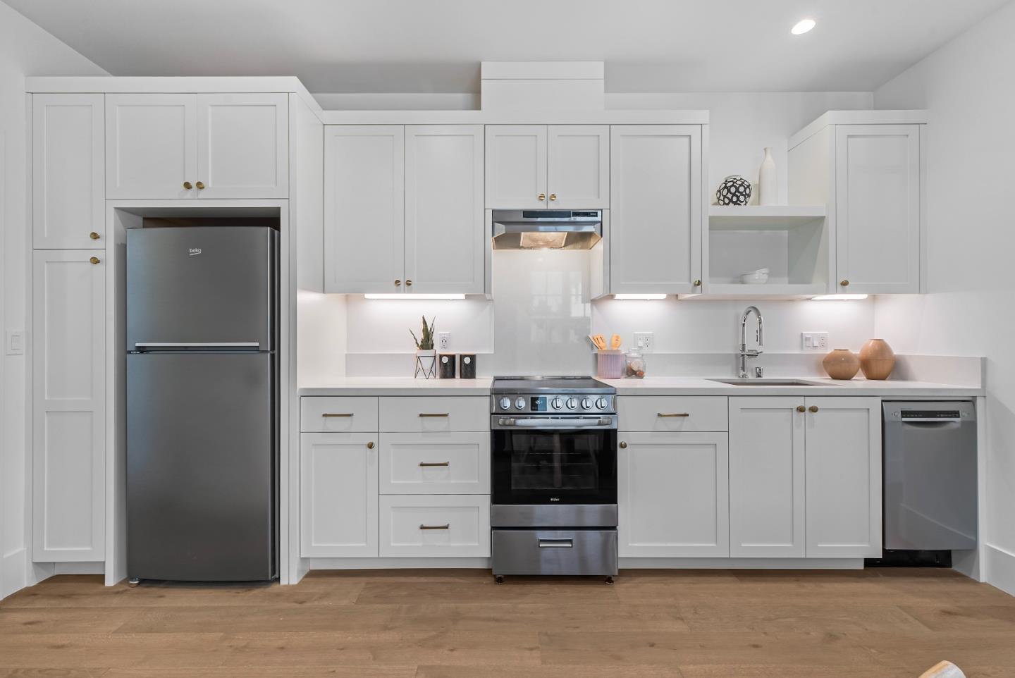 Detail Gallery Image 44 of 68 For 3231 Lanelle Pl, San Jose,  CA 95124 - 4 Beds | 4/1 Baths