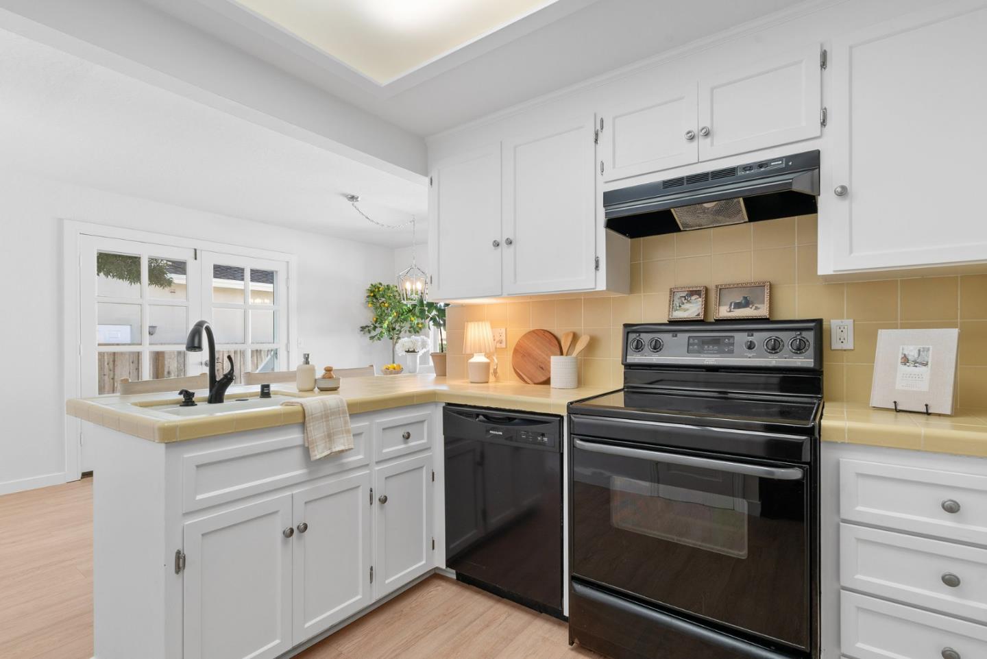 Detail Gallery Image 20 of 41 For 246 via Novella, Aptos,  CA 95003 - 3 Beds | 2 Baths