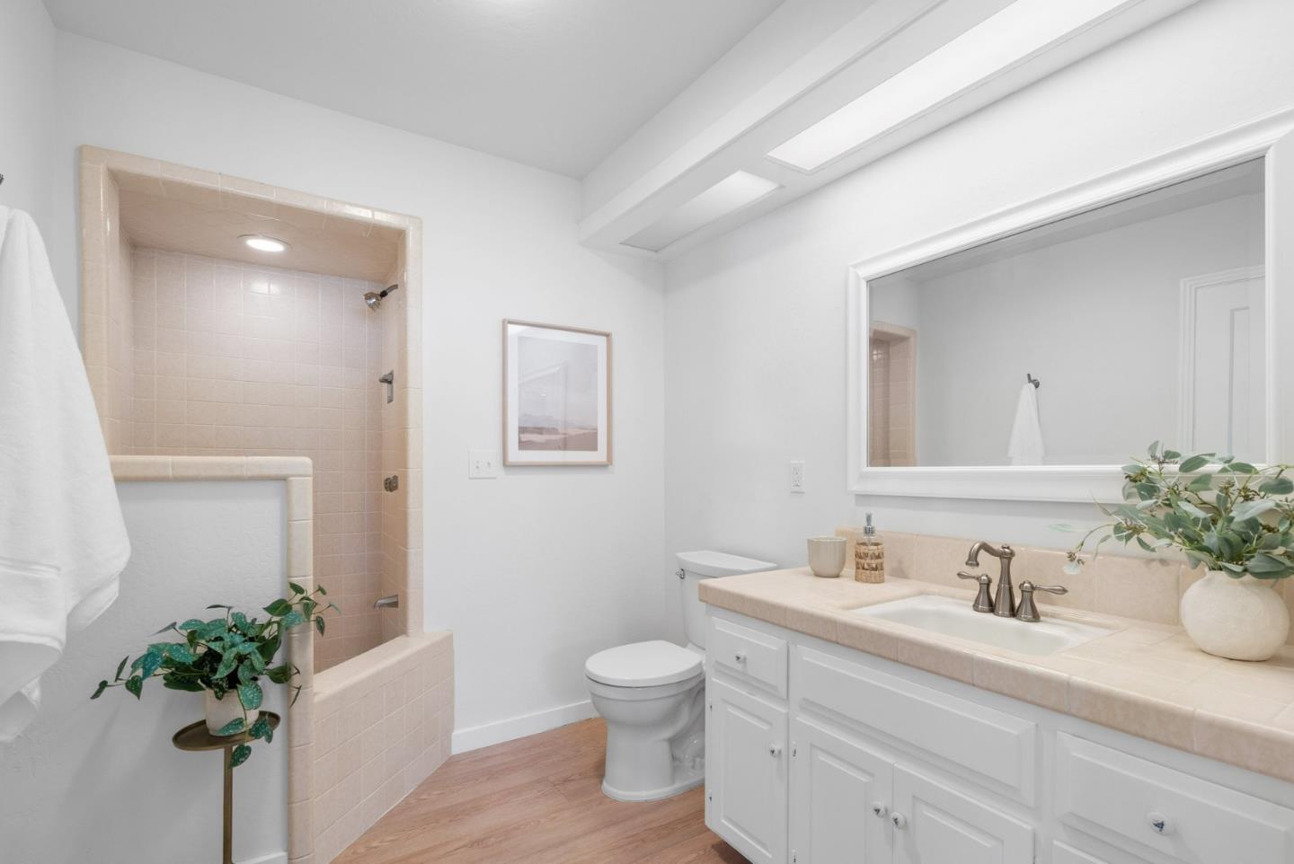 Detail Gallery Image 25 of 41 For 246 via Novella, Aptos,  CA 95003 - 3 Beds | 2 Baths