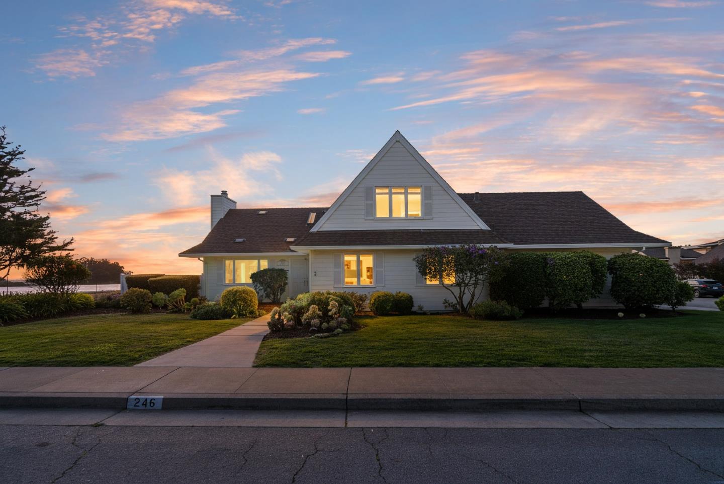 Detail Gallery Image 7 of 41 For 246 via Novella, Aptos,  CA 95003 - 3 Beds | 2 Baths