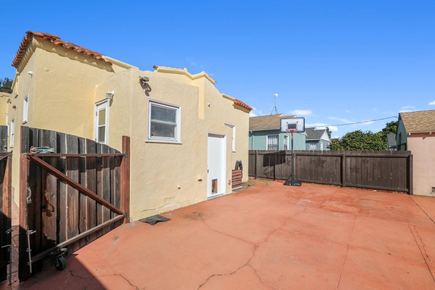Detail Gallery Image 24 of 36 For 517 Dolores Ave, San Leandro,  CA 94577 - 3 Beds | 1 Baths