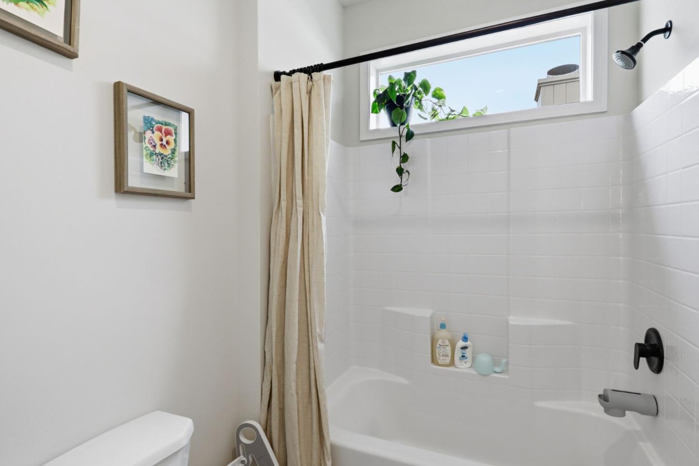 Detail Gallery Image 26 of 35 For 510 Saddlebrook #27,  San Jose,  CA 95136 - 4 Beds | 3 Baths