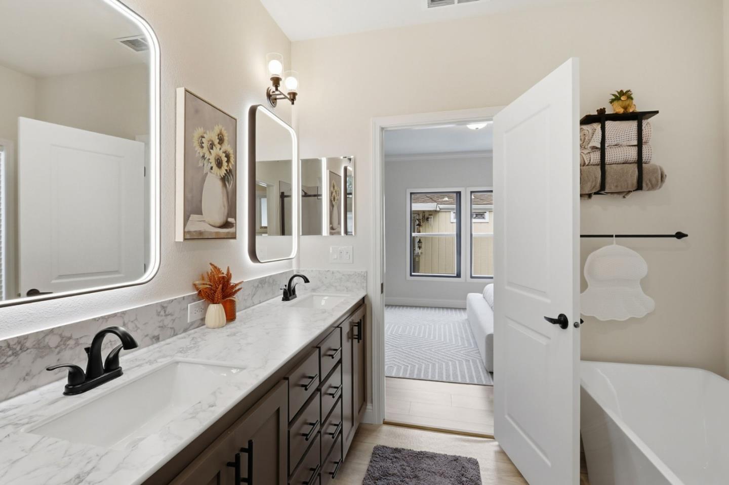 Detail Gallery Image 31 of 35 For 510 Saddlebrook #27,  San Jose,  CA 95136 - 4 Beds | 3 Baths