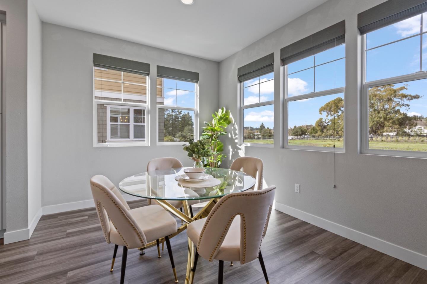 Detail Gallery Image 14 of 34 For 347 Skyforest Way, Scotts Valley,  CA 95066 - 4 Beds | 3/1 Baths