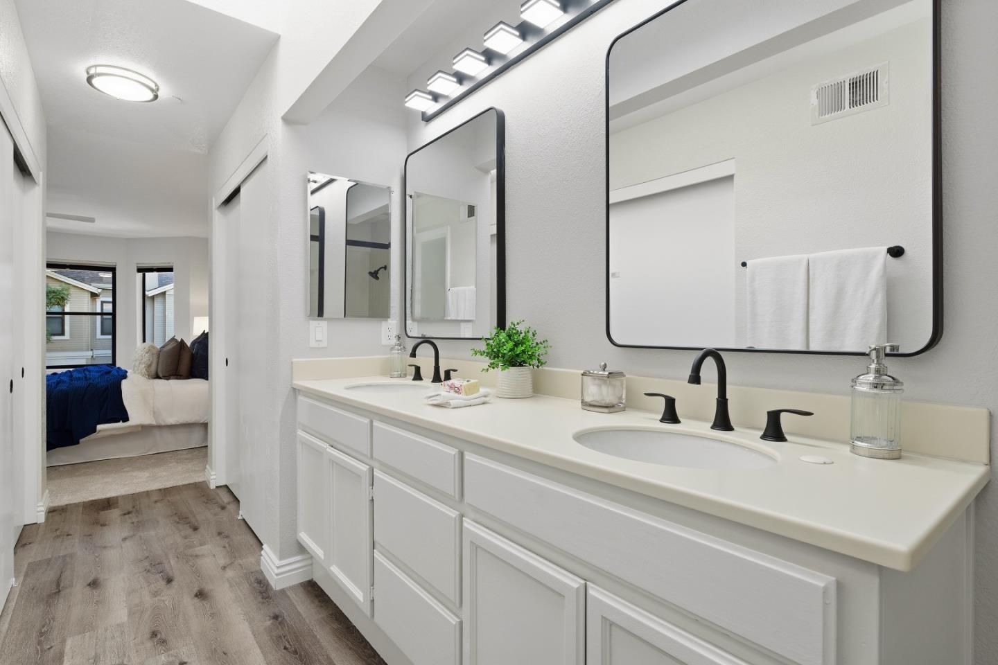 983 LA MESA TERRACE C, SUNNYVALE, CA 94086  Photo 18