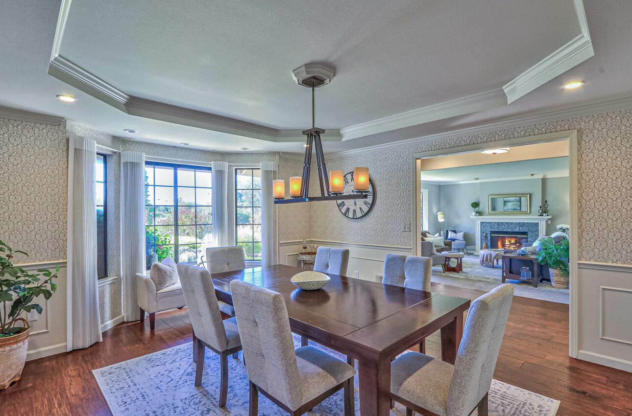 Detail Gallery Image 26 of 55 For 18422 Meadow Ridge Rd, Salinas,  CA 93907 - 4 Beds | 3 Baths