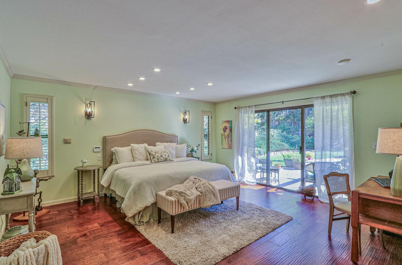 Detail Gallery Image 28 of 55 For 18422 Meadow Ridge Rd, Salinas,  CA 93907 - 4 Beds | 3 Baths