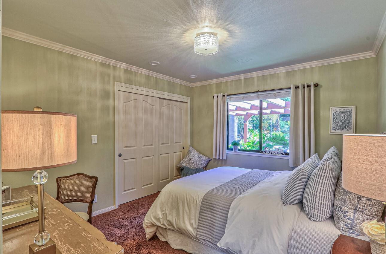 Detail Gallery Image 43 of 55 For 18422 Meadow Ridge Rd, Salinas,  CA 93907 - 4 Beds | 3 Baths