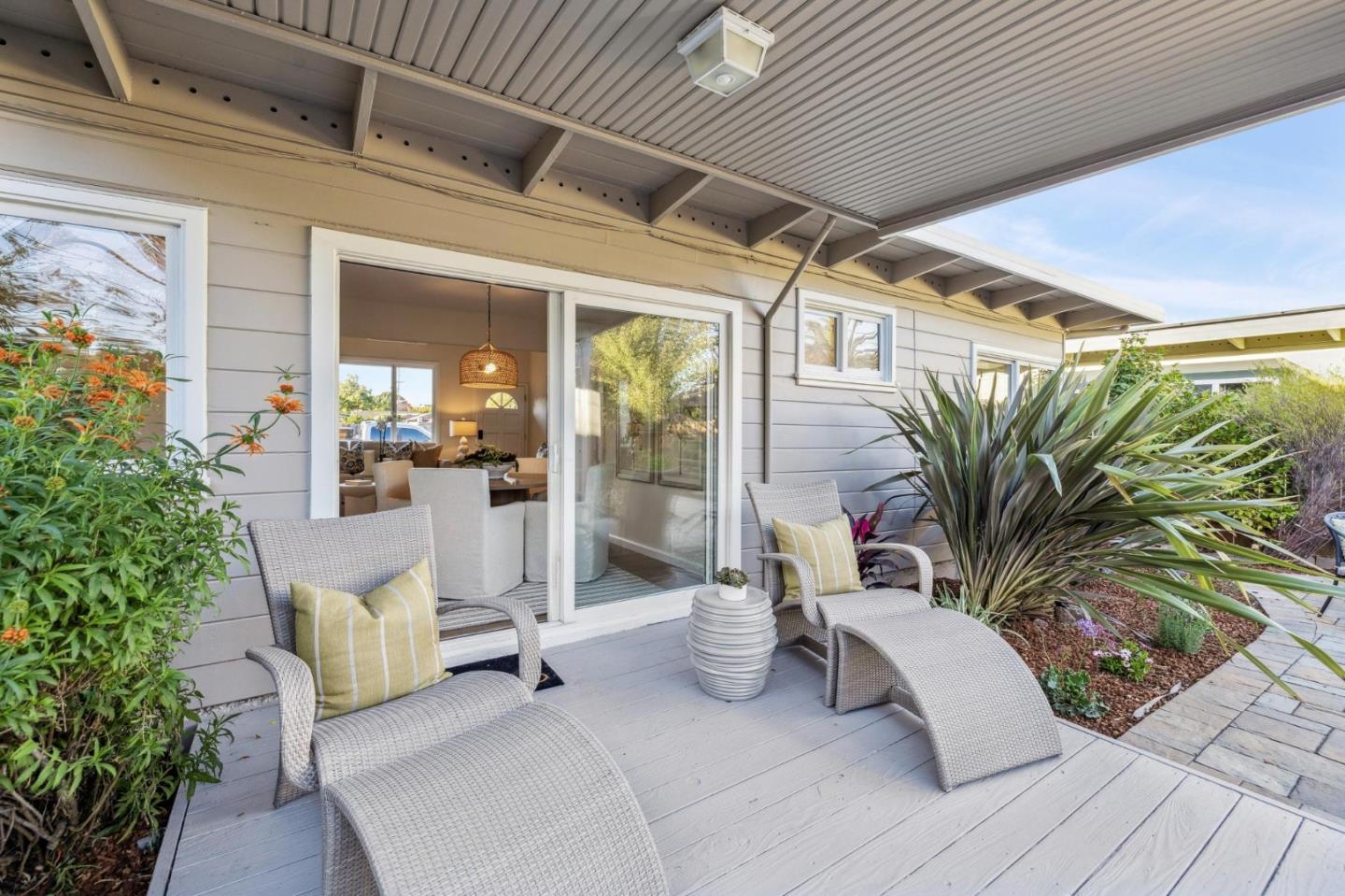 Detail Gallery Image 45 of 67 For 1708 Newbridge Ave, San Mateo,  CA 94401 - 2 Beds | 1 Baths