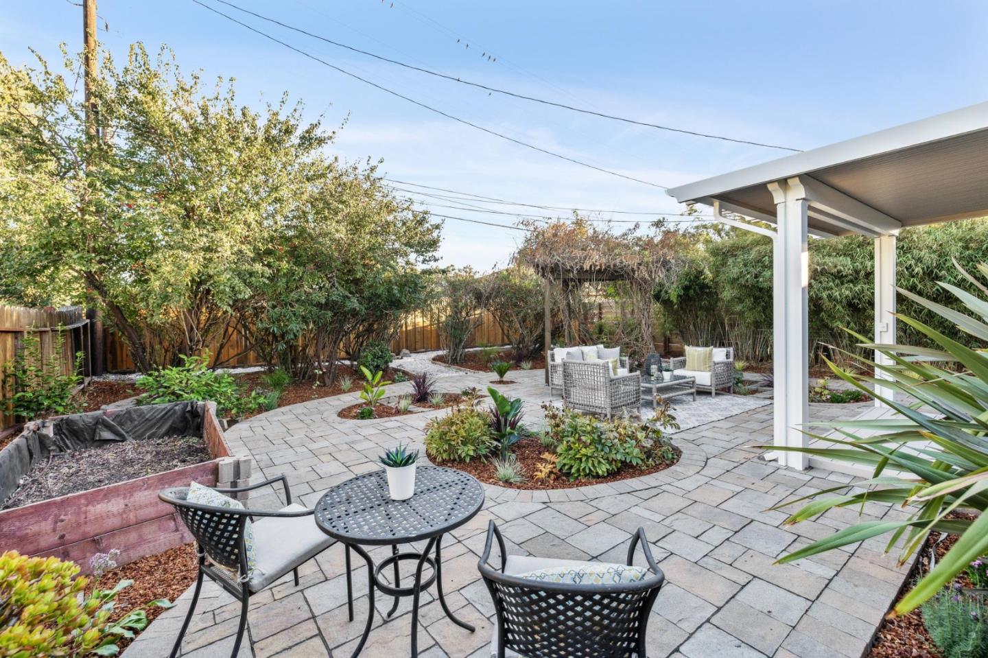 Detail Gallery Image 54 of 67 For 1708 Newbridge Ave, San Mateo,  CA 94401 - 2 Beds | 1 Baths