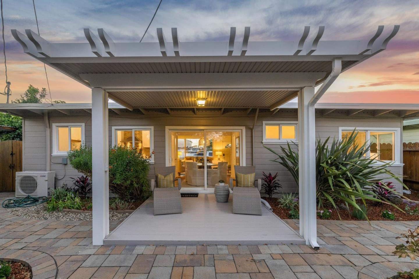 Detail Gallery Image 57 of 67 For 1708 Newbridge Ave, San Mateo,  CA 94401 - 2 Beds | 1 Baths