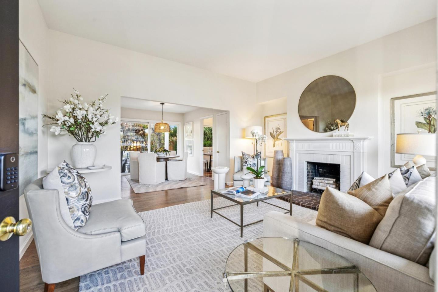 Detail Gallery Image 7 of 67 For 1708 Newbridge Ave, San Mateo,  CA 94401 - 2 Beds | 1 Baths