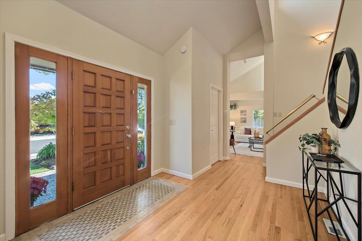 Detail Gallery Image 2 of 15 For 590 Ashton Ave, Palo Alto,  CA 94306 - 4 Beds | 2/1 Baths