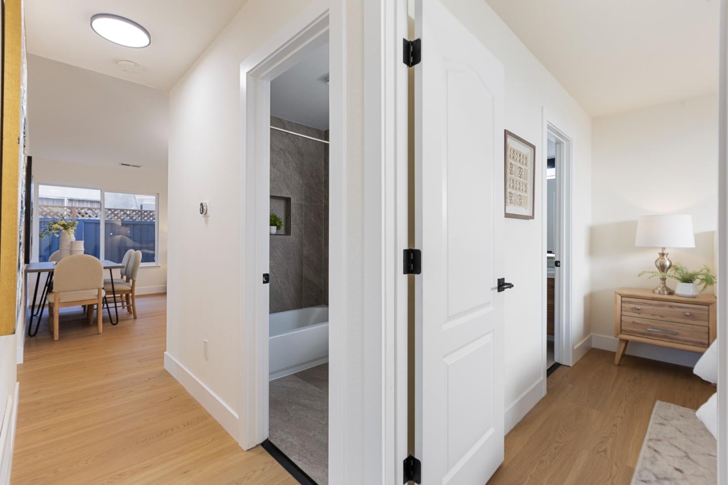 Detail Gallery Image 7 of 17 For 262 Checkers Dr, San Jose,  CA 95116 - 3 Beds | 2 Baths